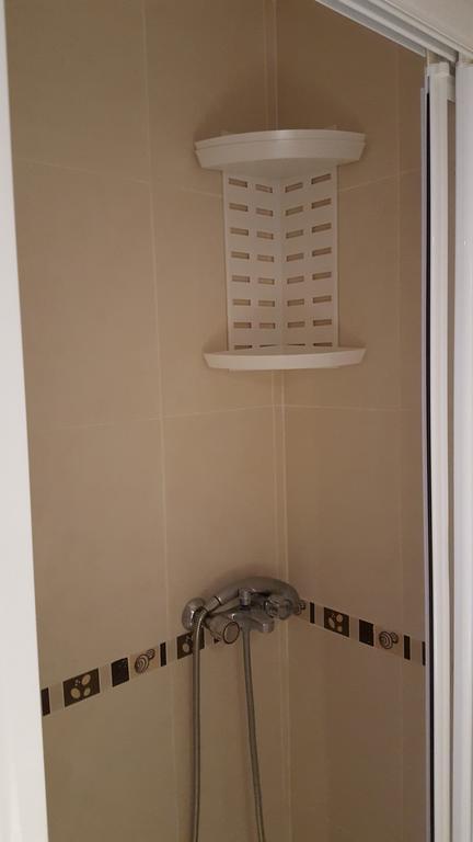 Apartment Av. De La Roca *